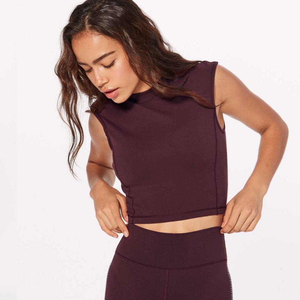 Lululemon Plank To Pike Mockneck
